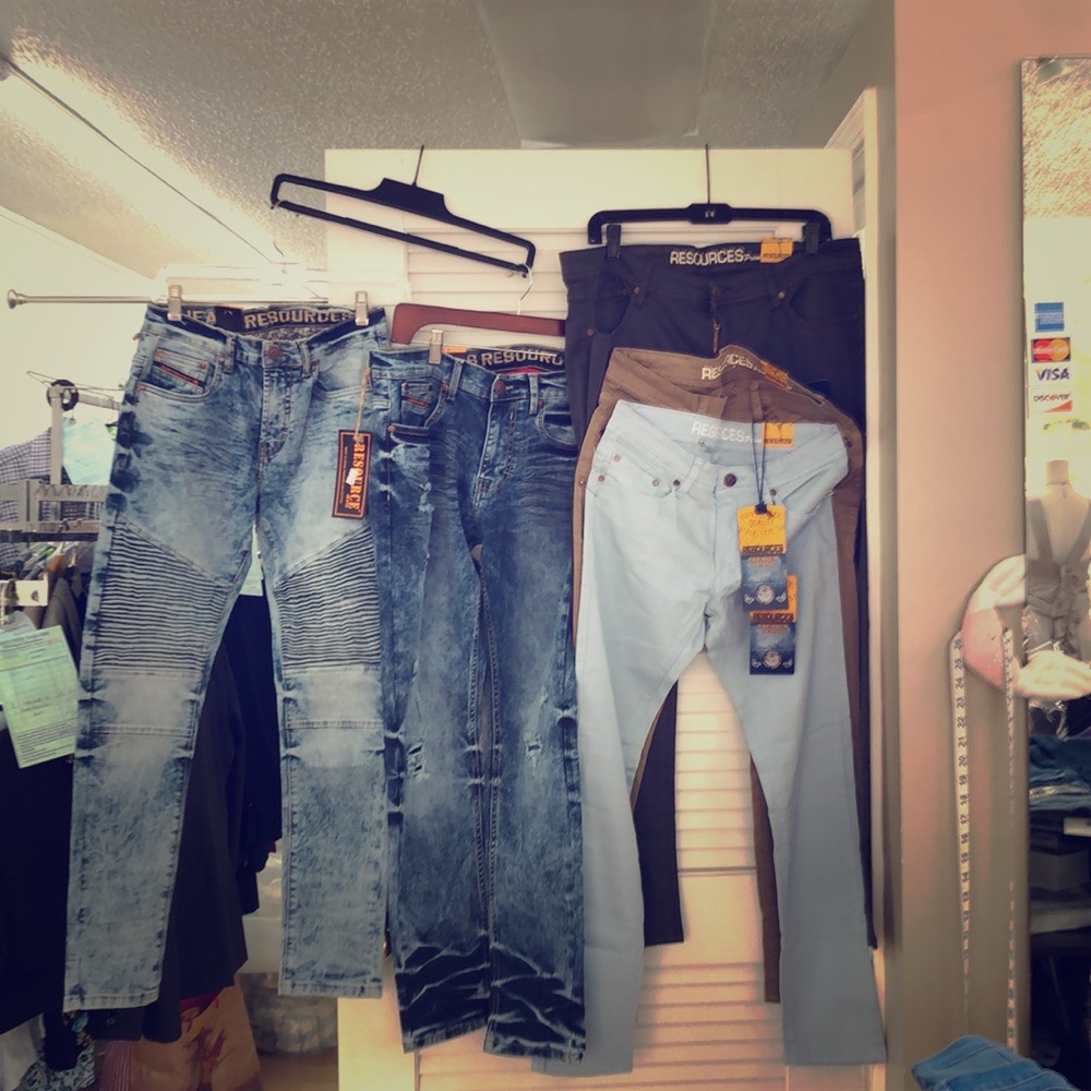 Men’s premium fashion jeans with tags!